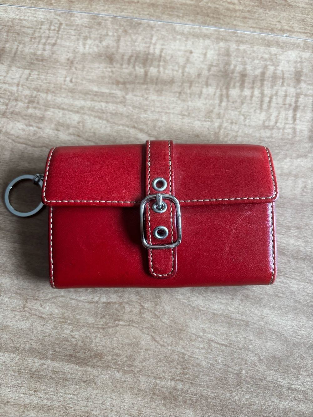 Coach soho red leather keychain wallet Y2K VTG zippered coin purse rare EUC chic